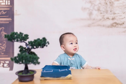 丽水怀孕多久会小腹隆起